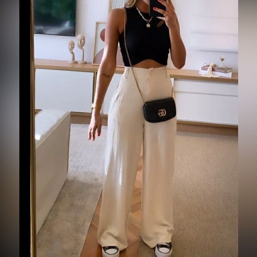 Cream loose  slacks - Picture 5 of 10